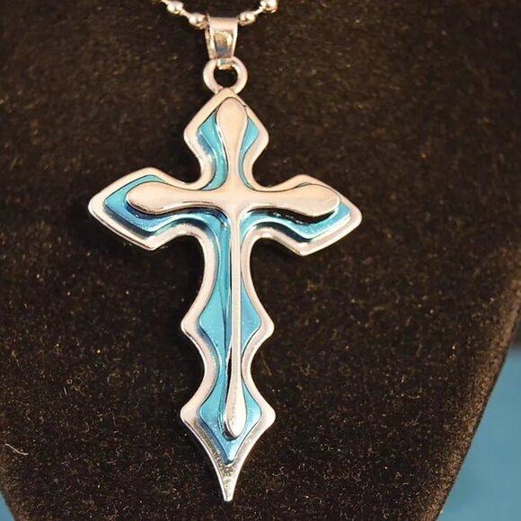 3 Tier CROSS PENDANT Mens Fashion Jewelry - Picture 1 of 4